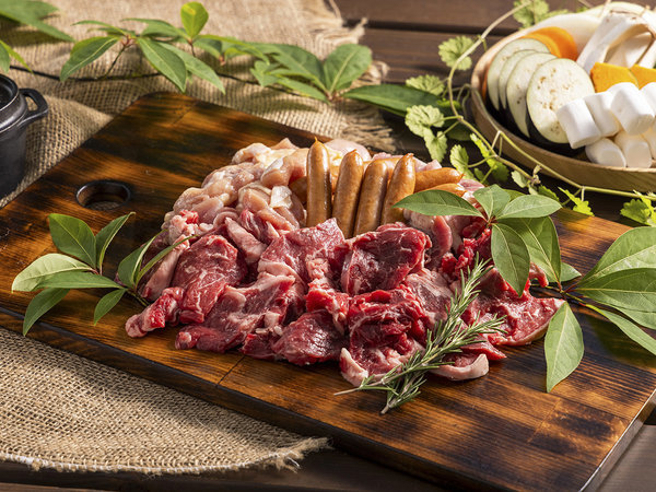 貸し別荘　Ｏｒｋ（オーク）ひるがののプラン「【2食付：ベーシックBBQ】お部屋のテラスで楽しむプライベートディナー♪準備不要で楽々！」