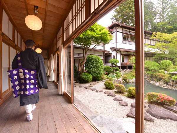 *館内イメージ/静かで厳かな雰囲気を持つ宿坊で、心洗われるひと時をご体験下さい。