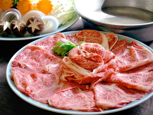 グランドホテル二葉のプラン「みんな大好き霜降り和牛！　関西風で召し上がれ　【夕朝食2食付　和牛肉すき焼きプラン】」