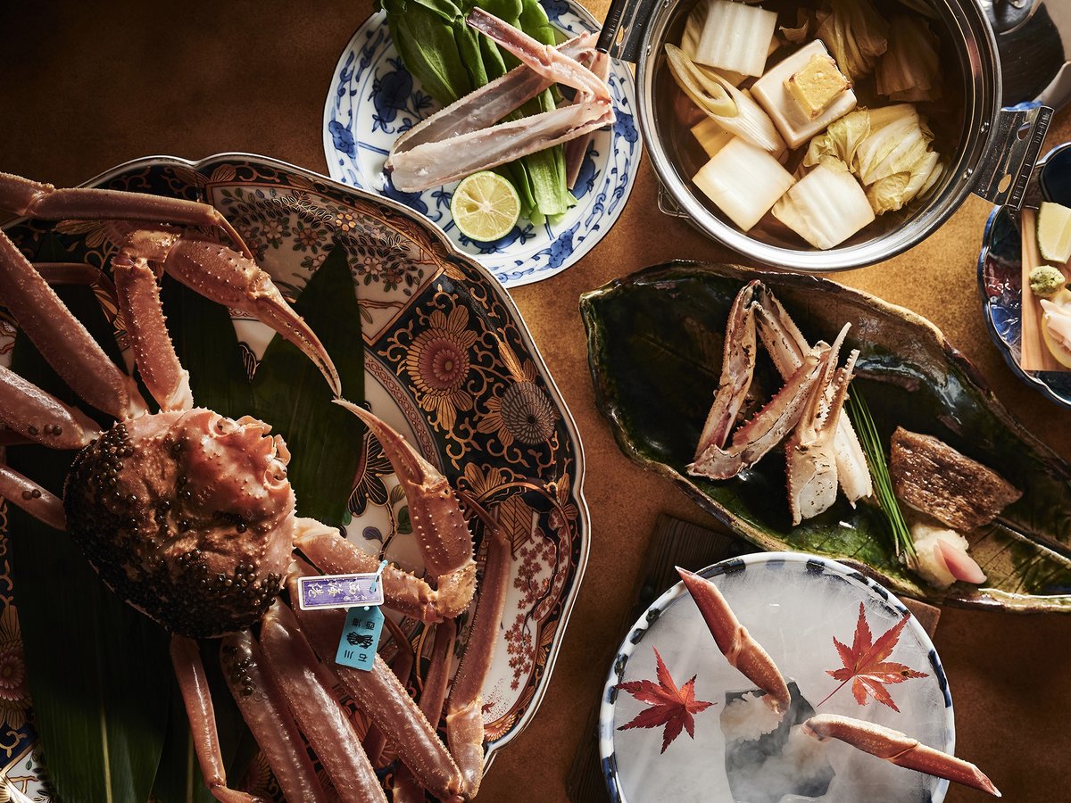 11月6日蟹漁解禁！日本料理 雲海では期間限定で蟹づくし会席をご用意しております。