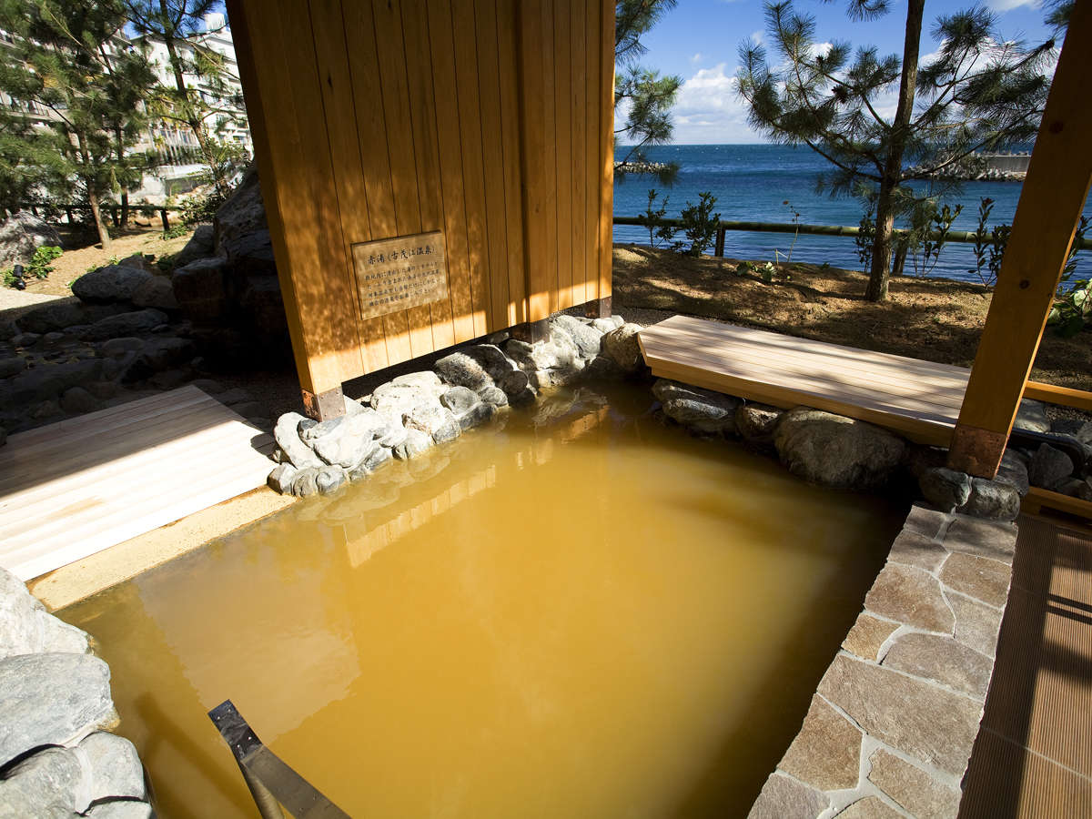 ■ 【くにうみの湯】 洲本温泉の中でも２つの源泉を愉しめるのはホテルニューアワジグループだけ