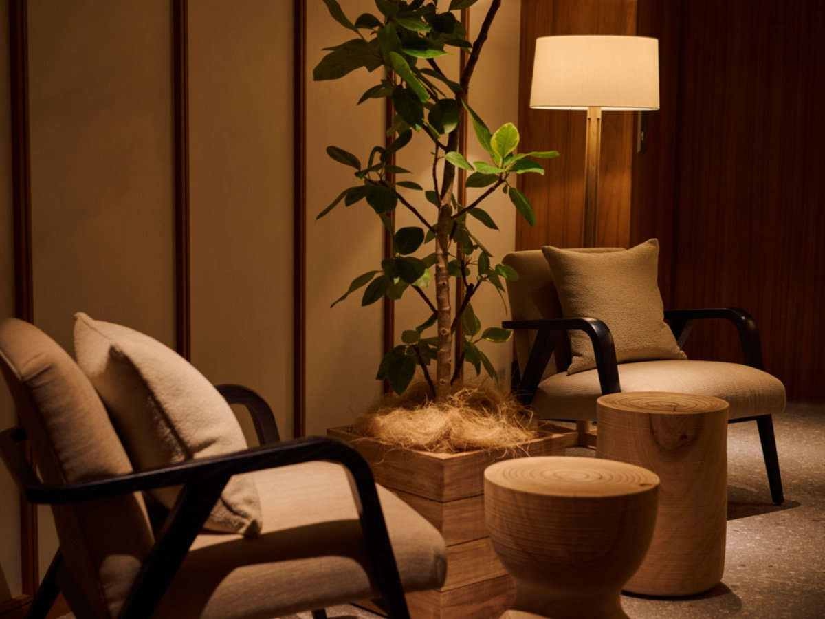 【フロント】通常チェックイン15時チェックアウトは11時です。