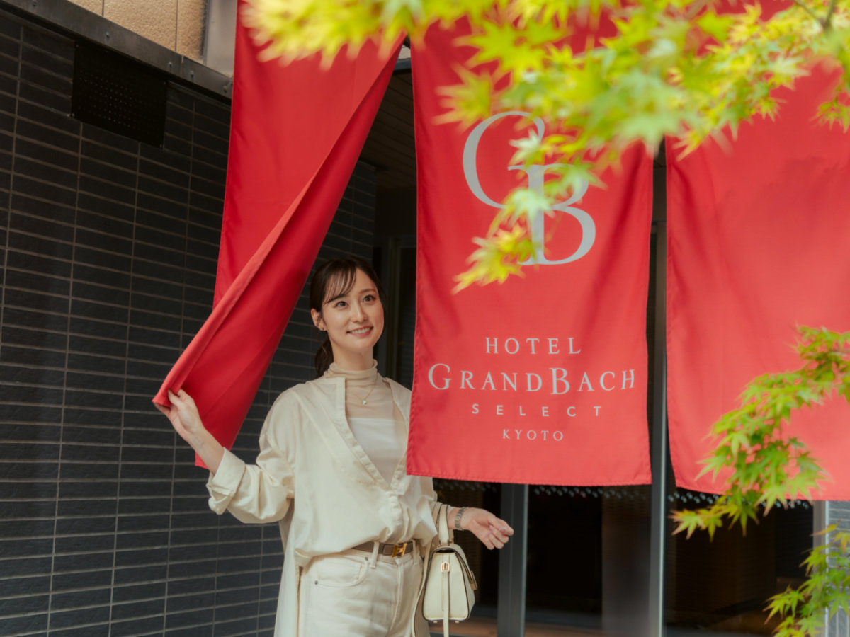 【ホテルエントランス】