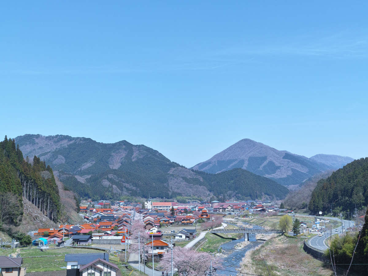 岡山県北の人口千人の村・新庄村。「日本で最も美しい村」に選ばれています。