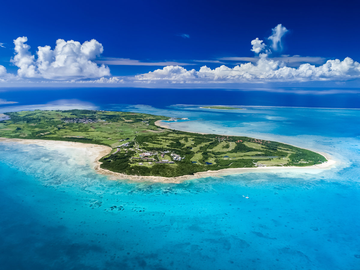 国内最大のサンゴ礁と世界有数の美しい星空に抱かれた小浜島