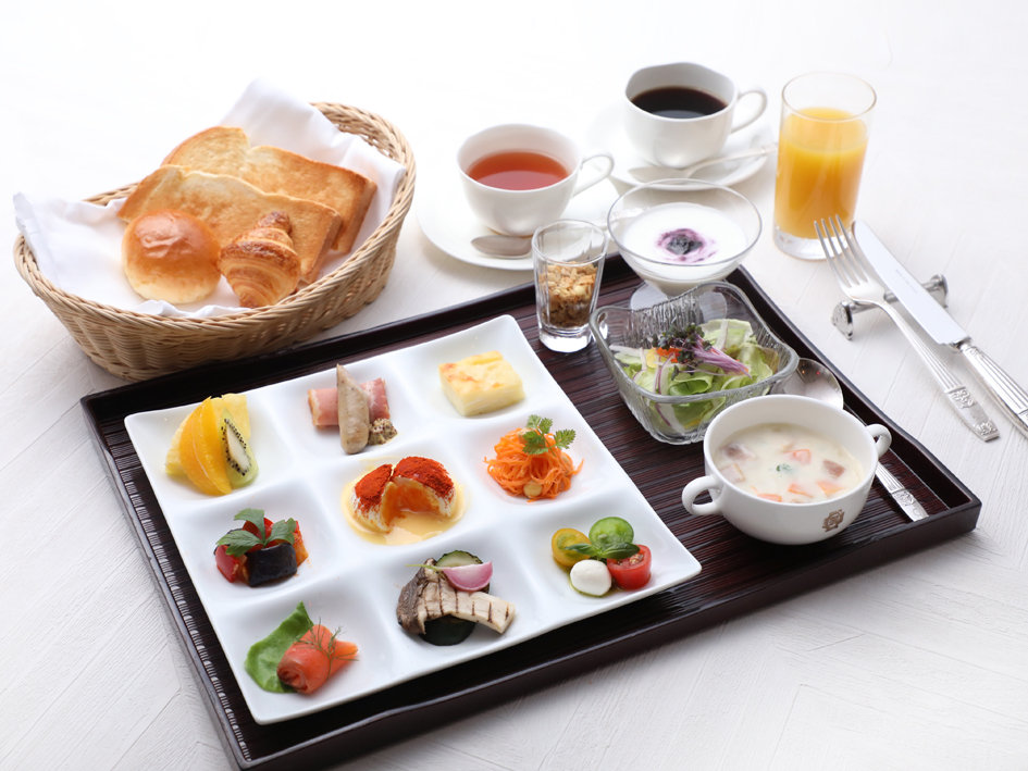 【洋朝食】３種の自家製ホテルブレッド付きモーニングセットは、栄養バランスも豊富（画像はイメージ）