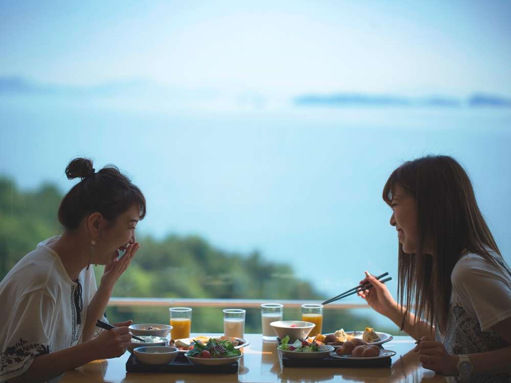 【朝食】瀬戸内海の絶景も美味しいお料理に添えて・・・