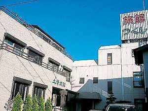 「土筆旅館（つくしりょかん）」のJR焼津駅南口より徒歩３分東名IC５分