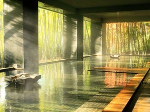 「湯峡の響き　優彩」の大浴場｜竹林の湯