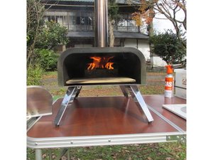 ポータブルピザ窯　ENRO　400℃以上で焼く本格ピザ窯です。
