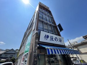 「伊豆の海」のホテル外観