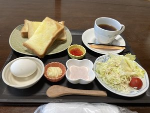 【洋朝食・軽朝食（一例）】モーニング気分でごゆっくりお召し上がりください。