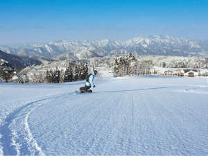 西日本最大級のゲレンデ「スキージャム勝山」