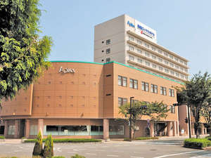 「西脇ロイヤルホテル」の【外観】北播磨のレジャー・ビジネス・お集まりに便利なホテルです。