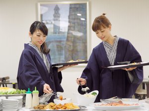 お好みのお料理をどうぞ♪