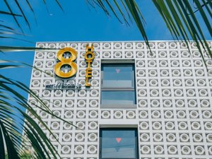 「８ＨＯＴＥＬ　ＣＨＩＧＡＳＡＫＩ」の8HOTEL CHIGASAKI