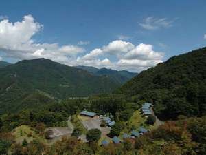 「山小屋風コテージ　まほーばの森」のまほーばの森全景