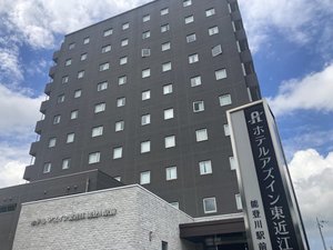 「アズイン東近江能登川駅前」のホテル正面