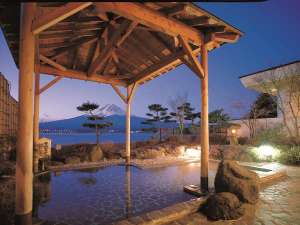 「秀峰閣　湖月」の大浴場