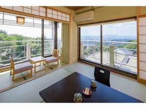 【月の棟　眺望角部屋　和室10畳】奈良の町並みが一望出来る眺望抜群のお部屋