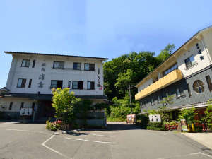 「天然温泉うら湯　旅館浦島」の◆豊かな緑に囲まれた、昭和３６年創業の温泉宿「旅館 浦島」