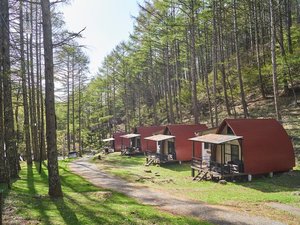 「森の小さなリゾート村　桜清水コテージ」のコテージBタイプ（４人用）