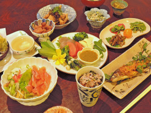 *【夕食一例】*100％高千穂産の食材しか使わない！という女将のこだわり☆