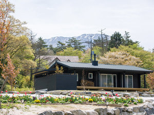 「OLIF　villa　in　AKEMANOMORI」の・【外観】大山山麗の雄大な景色をお楽しみください
