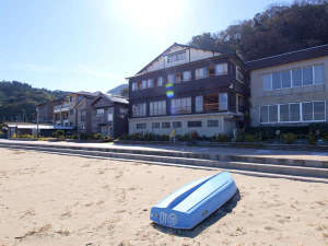 ビーチまで、ダッシュ5秒！　竹野浜に隣接する、旅館　寛（Hiro）