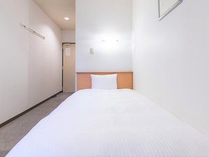 「ホテル伊勢崎イースト」のシングルルーム ※シンプルなお部屋で快適にお過ごし頂けます。