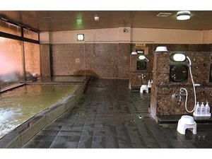 ホテル棟大浴場　屋内（男性）　露天風呂も完備