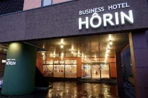 「ビジネスホテル　ホーリン」の千歳中心街。各アクセスに注目。真向かいがコンビニで便利です！