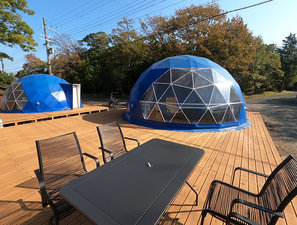 「ハロー京都の海」のグランピングドームA.BグランピングドームBはペットと共に泊まれます。
