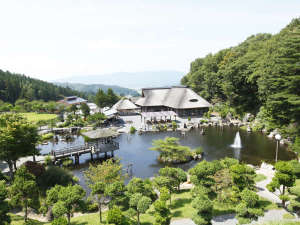 「遠野市たかむろ水光園」の*【外観】民話の郷、遠野市に佇む、水と光を活用したローカル省エネ施設です。