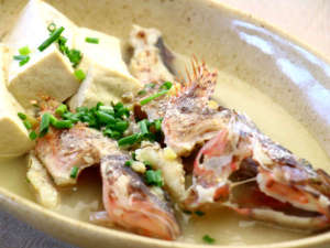 優しい味☆季節の魚と豆腐の白味噌炊き