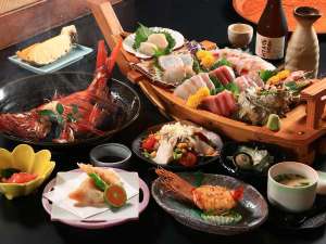 【夕食コース】金目鯛煮付けプラン☆秘伝のタレで煮込んだ金目鯛と豪華な舟盛り
