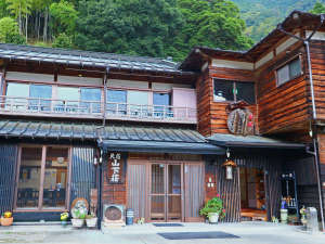 「民宿　山下荘」の自然に囲まれたお宿「山下荘」へぜひお越しください♪