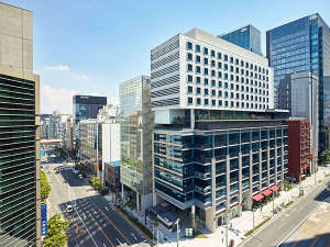 「三井ガーデンホテル日本橋プレミア」の日本橋OVOLビル内、9～15階がホテルエリアです。