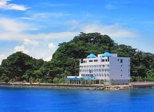 「奄美山羊島ホテル」の海に囲まれた孤島（山羊島）♪