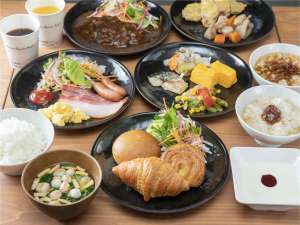 「天然温泉　鼓門の湯　スーパーホテルPremier金沢駅東口」の和食派も洋食派もどちらもご堪能いただけます