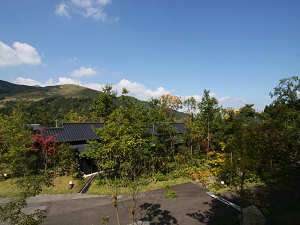 「山あいの宿　喜安屋」の緑に囲まれ空気がとてもきれい！！