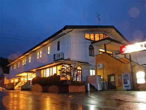 「旅の宿　ときわ野」のようこそ！神鍋の中心にある交通に便利な旅館です
