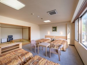 9階特別和洋室4~7名タイプ。写真は4名以上の特別和洋室です