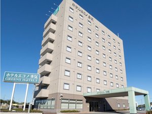 「ホテルエコノ多気」の【外観】JR多気駅より車で5分。大型車も駐車できる無料駐車場を完備。