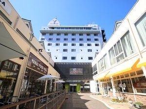 「柳井クルーズホテル」のアミュゼＮＯＲＥＮのアミュゼは楽しむ！食やお買い物を楽しんで！！
