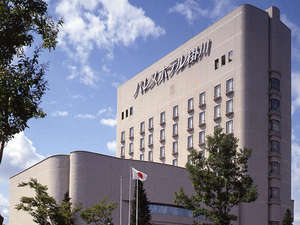 「パレスホテル掛川」の当ホテルは、日本人の心に深く宿る「和」の心を咲かせたシティホテルです。