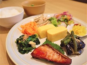 葉っぱCafeにて朝食をご提供しています。内容が日によって異なる場合がございます。