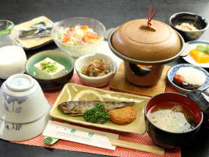 【朝食の一例】地元産の野菜と、こだわりぬいたお米で高千穂の朝食をお召し上がりください♪