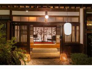 「飯塚邸」の玄関入口