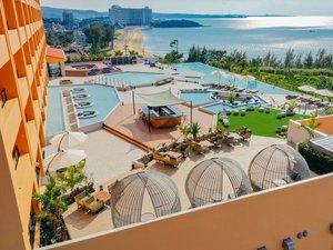 【アクアテラス】2200平米の敷地の広大なアクアテラス